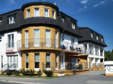 Hotel Aqua Sárvár - Szallas.hu