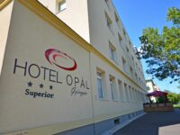 Hotel Opál Gyöngyös - Szallas.hu