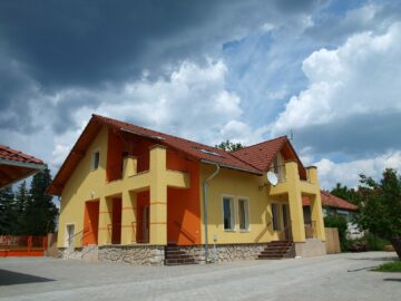 Mango Villa Vonyarcvashegy - Szallas.hu
