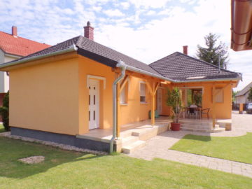 Panka Villa Vendégház Balatonboglár - Szallas.hu