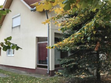 Varga Villa Apartman Zamárdi - Szallas.hu